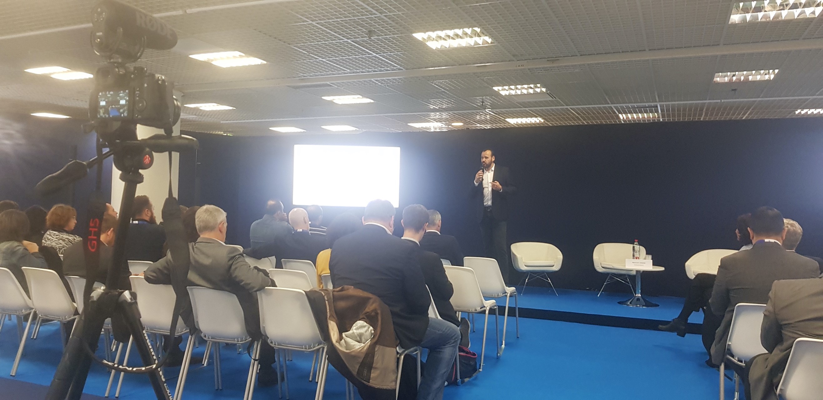 1 Zenith Management Consulting